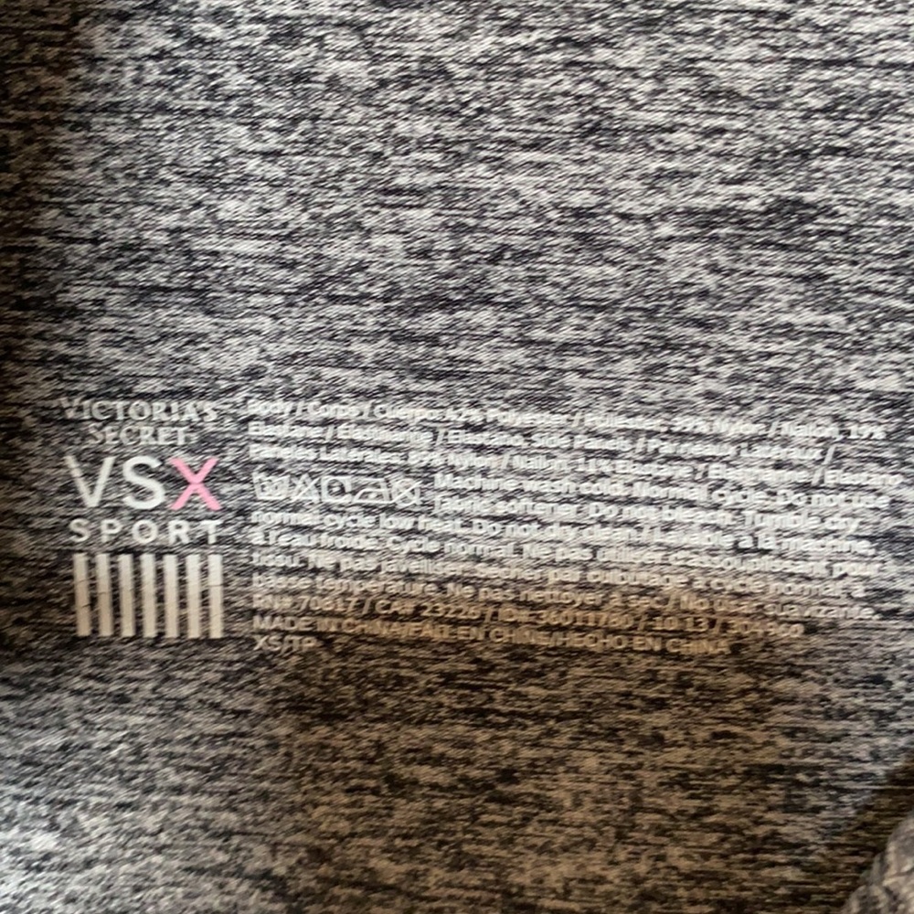 VS workout jacket - Picture 2 of 2